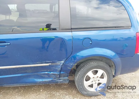 2010 Dodge Grand Caravan Sxt z USA, uszkodzony, nr VIN 2D4RN5D15AR121707